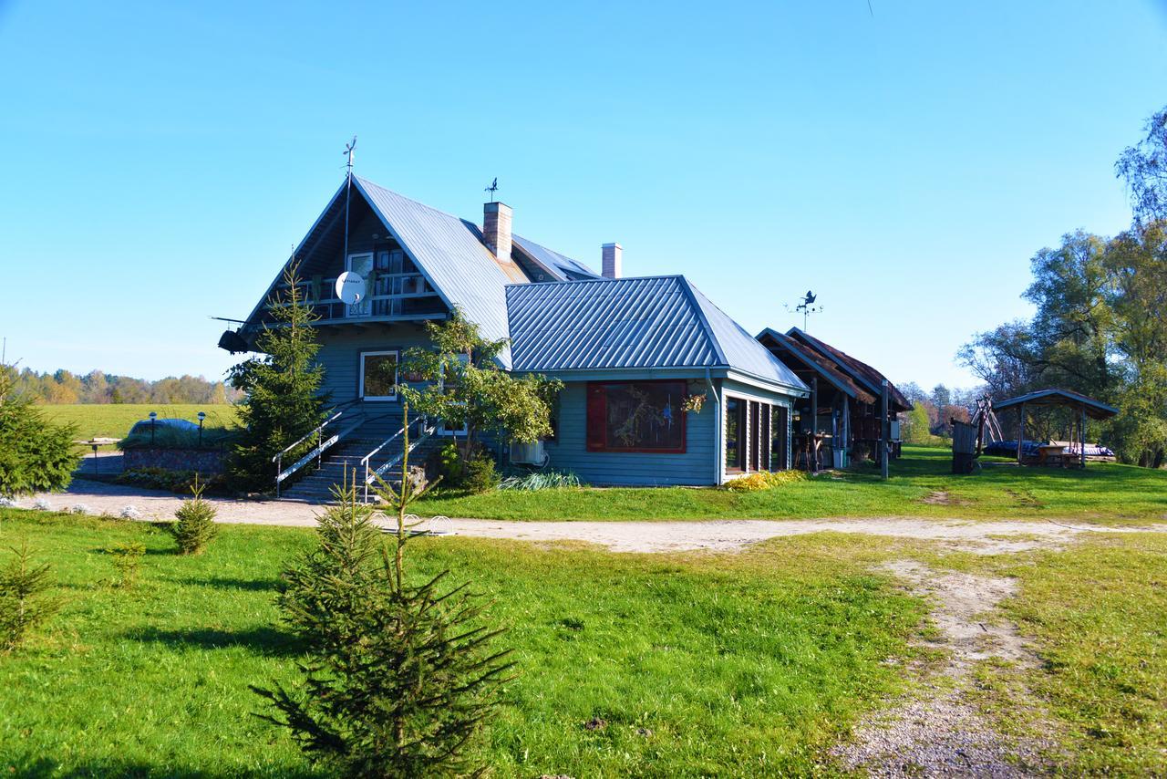 Bed and Breakfast Zuvienes Pasiure Rubikiai Экстерьер фото